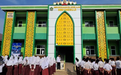 MIN 1 Mesuji Mulai Laksanakan Ujian Madrasah Berbasis Android, Dibuka Langsung oleh Kepala Madrasah